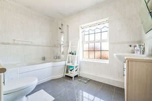 Photo 19- click for photo gallery